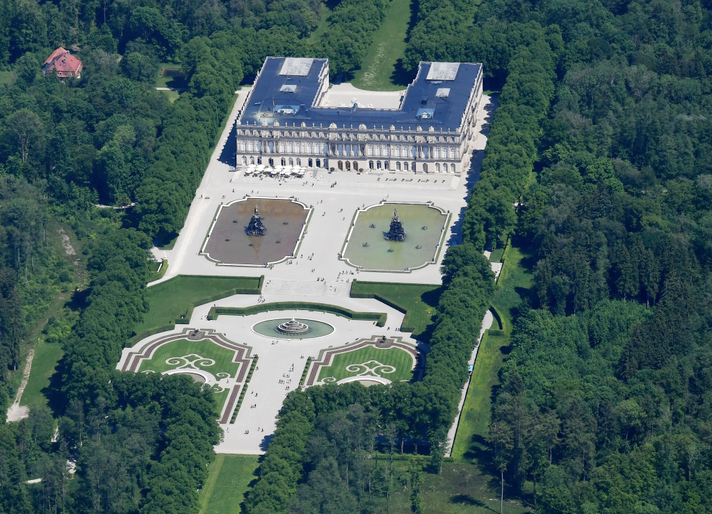 New Palace Herrenchiemsee wikipedia